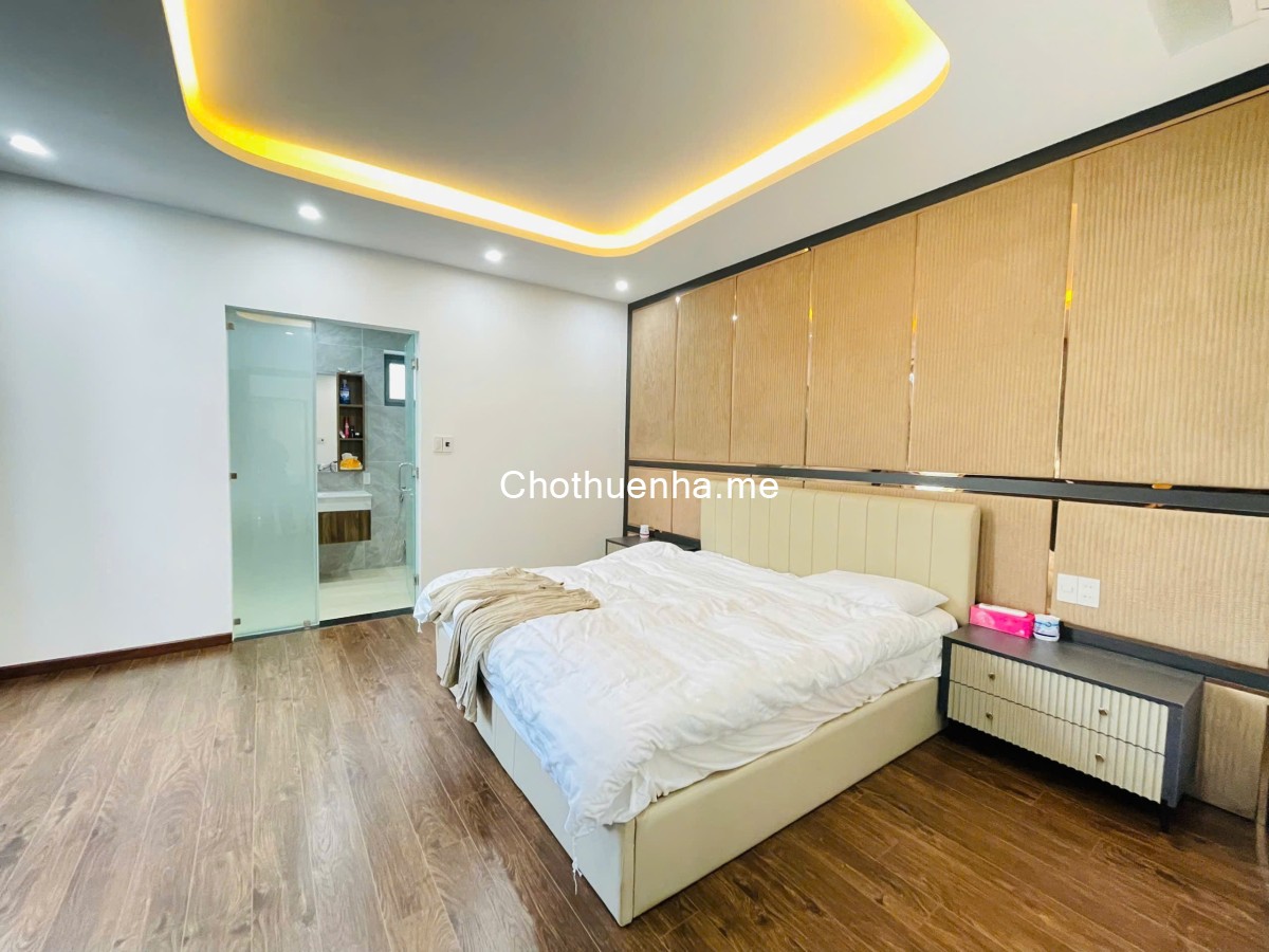 Cho thuê căn Villa 5 Phòng Ngủ - Nhà Mới - Đầy Đủ Trang Thiết Bị Cao Cấp