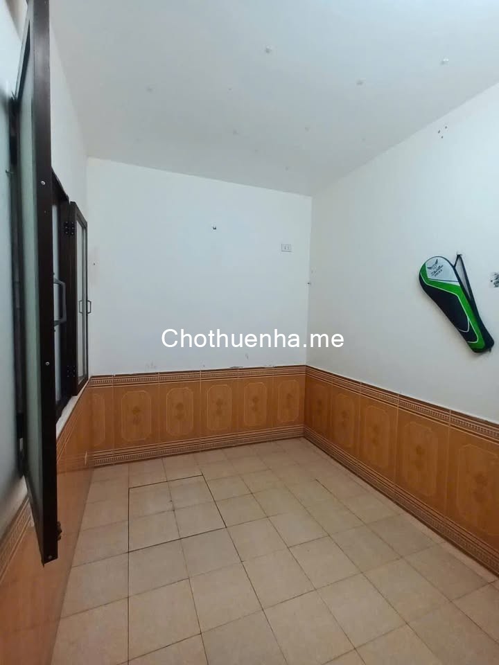 Cho thuê nhà Ô Tô đỗ cửa tại Cầu Bươu, 70m 2 ngủ 1wc 1 khách 5 triệu