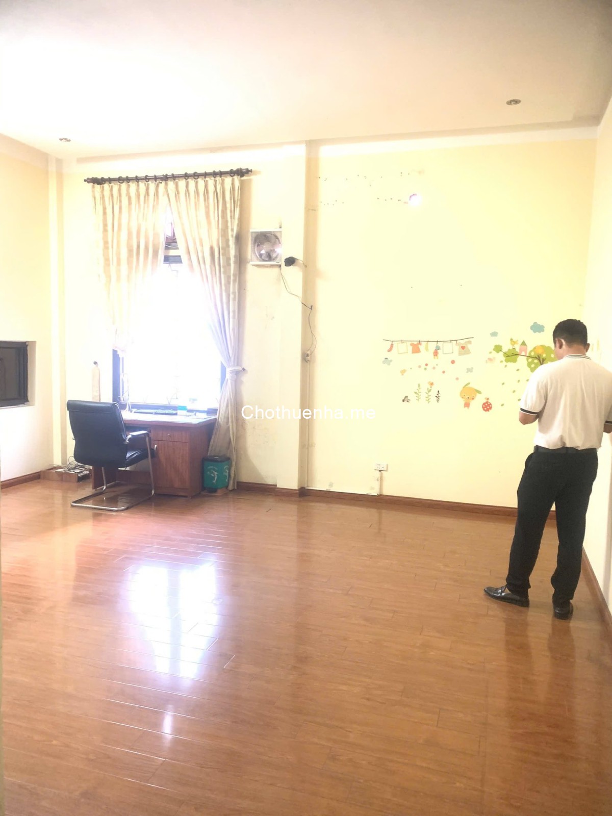 Cho thuê nhà Mặt Phố Hoàng Mai vừa KD kết hợp ở lại 5 tầng x 80m2