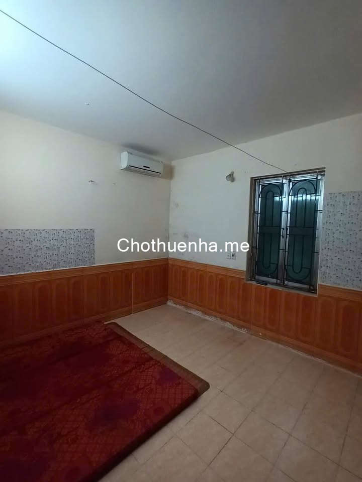Cho thuê nhà Ô Tô đỗ cửa tại Cầu Bươu, 70m 2 ngủ 1wc 1 khách 5 triệu
