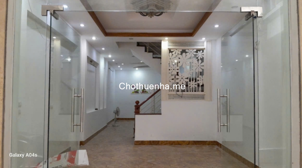 Cho thuê nhà nguyên căn ngõ 102 Định Công Thượng, 55m2 x 4 tầng, 4 ngủ, 3 wc, 14 triệu