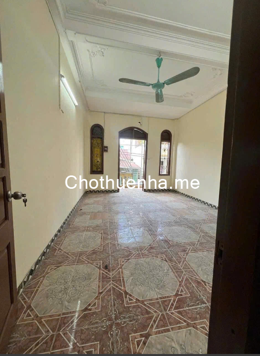 Cho thuê nhà nguyên căn ngõ 62 Mai Động, 72m2 - 4 tầng - 4 phòng - 3 wc 16,5 triệu