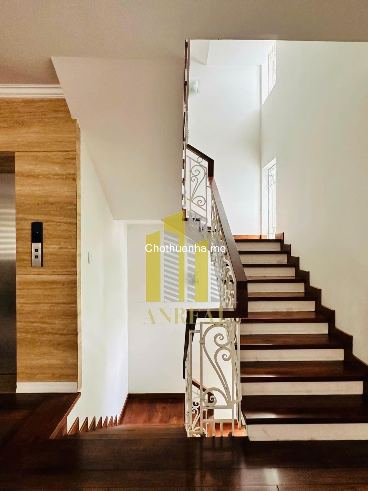 Biệt thự hiện đại khu An Phú An Khánh - hầm, 3 lầu, thang máy, 5 phòng