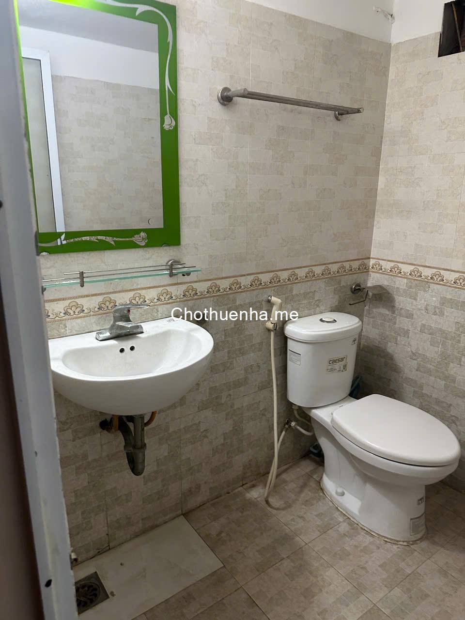 Cho thuê nhà ngõ 110 Đông Thiên 35m x 5 tầng. Giá chỉ 9tr5/tháng