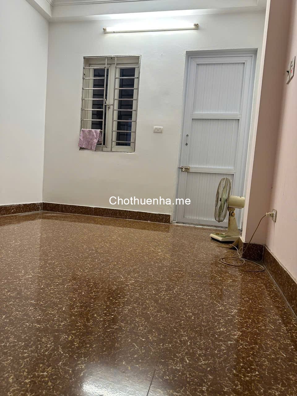 Cho thuê nhà ngõ 110 Đông Thiên 35m x 5 tầng. Giá chỉ 9tr5/tháng