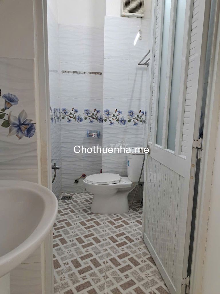 Cho thuê nhà ở trong khu dân cư ngay đường Tam Bình giao Tô Ngọc Vân, 1 trệt 2 lầu, 3 phòng ngủ 2 wc