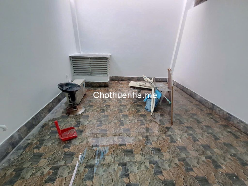 Cho thuê nhà ở trong khu dân cư ngay đường Tam Bình giao Tô Ngọc Vân, 1 trệt 2 lầu, 3 phòng ngủ 2 wc