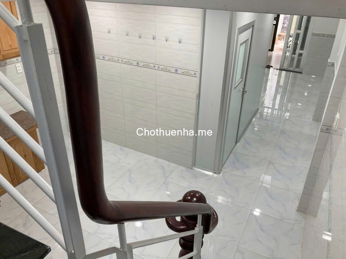 Cho thuê nhà nguyên căn HXH 1/ Nguyễn Hữu Tiến 4,3x14