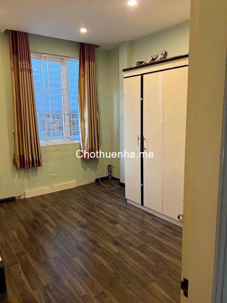 Cho thuê nhà Minh Khai, 4 tầng x 35m2, 3PN, 4 WC, 13.5 Triệu/tháng