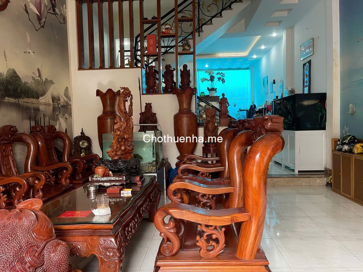 Cho thuê nhà nguyên căn Full nội thất 4x18 1 lầu 10tr/tháng