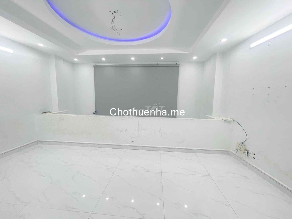 Nhượng lại hợp đồng thuê nhà tại Nguyễn Tất Thành, Phường 13, Quận 4