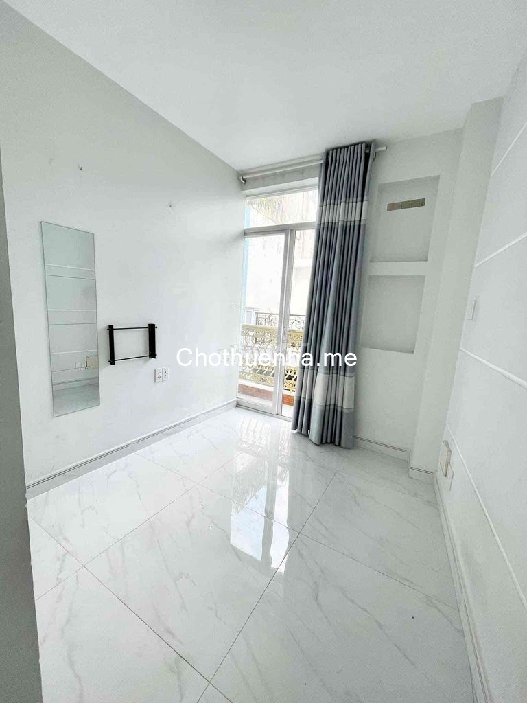 Nhượng lại hợp đồng thuê nhà tại Nguyễn Tất Thành, Phường 13, Quận 4