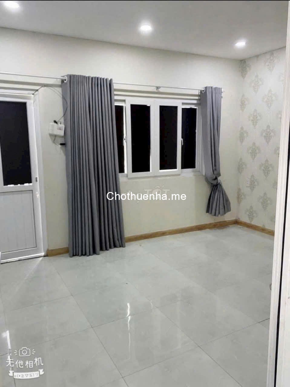 Cho thuê Nhà nguyen căn Trần Xuân Soạn, hẻm lớn, ôtô vào tận nơi, có chỗ để ôtô