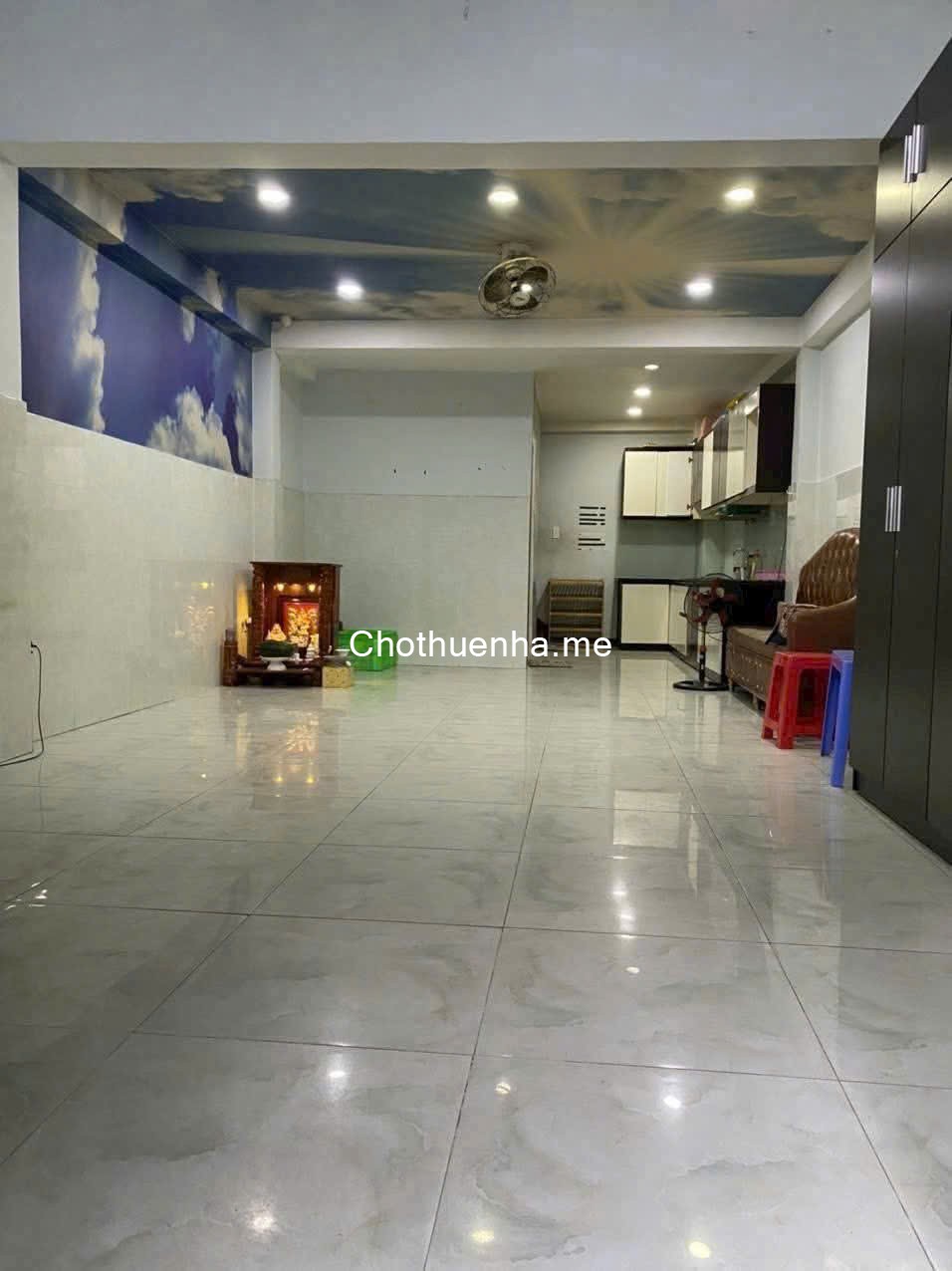 Cho thuê Nhà nguyen căn Trần Xuân Soạn, hẻm lớn, ôtô vào tận nơi, có chỗ để ôtô