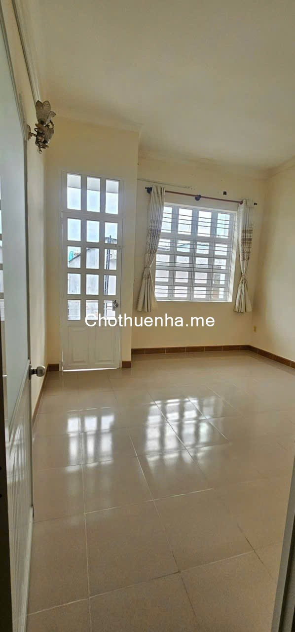 Cho thuê nhà nguyên căn – Hẻm 3 gac Trần Xuân Soạn, Q7