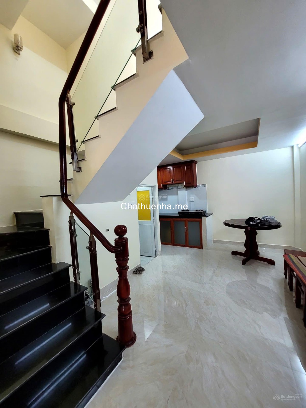 Cho thuê nhà 1 trệt 2 lầu 3 tầng 4 phòng hẻm Huỳnh Tấn Phát ngay KCX Tân Thuận