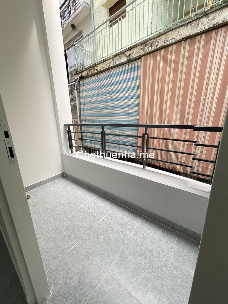 Nhà mới vào ở ngay Trần Bình Trọng, Phường 2, 1 Trệt 2 Lầu