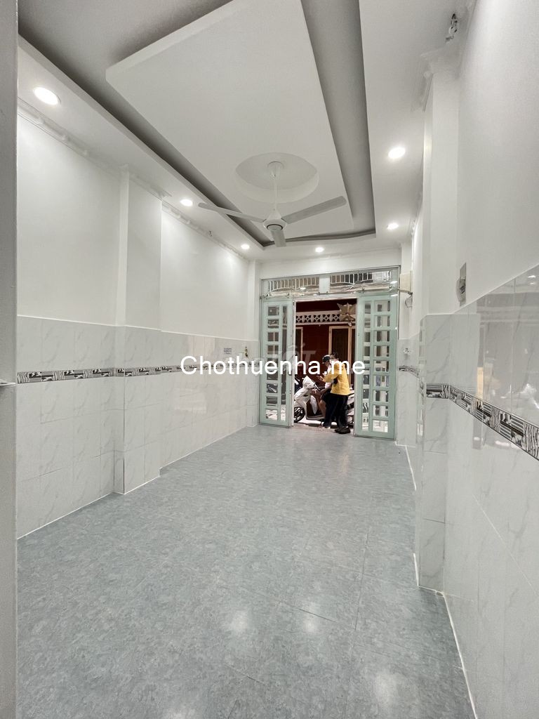 Nhà mới vào ở ngay Trần Bình Trọng, Phường 2, 1 Trệt 2 Lầu