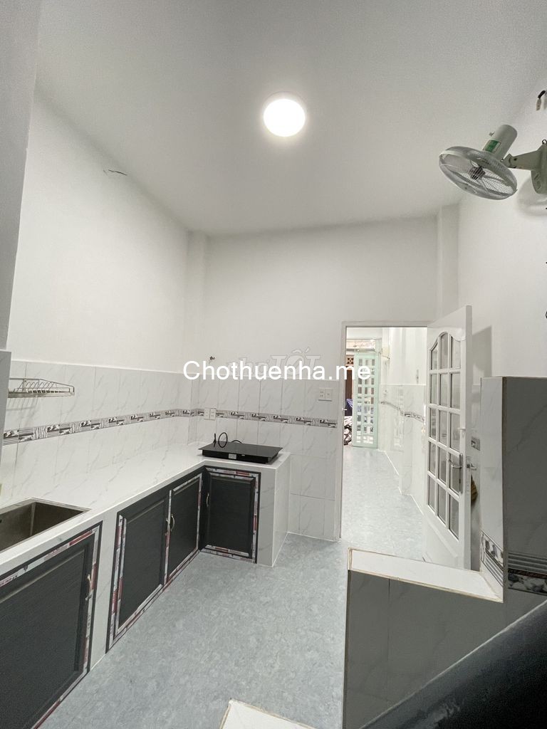 Nhà mới vào ở ngay Trần Bình Trọng, Phường 2, 1 Trệt 2 Lầu