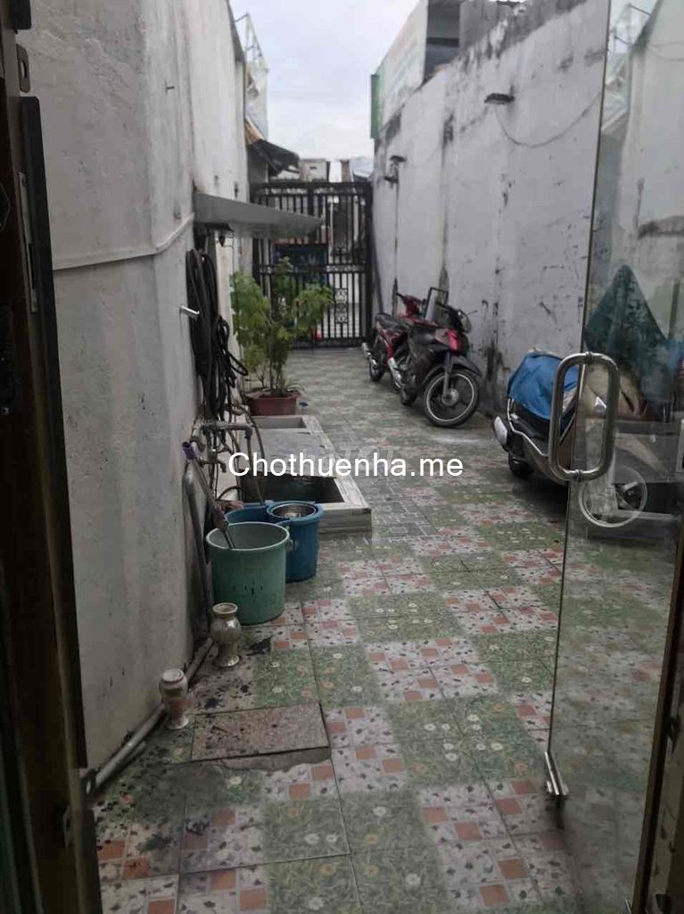 Cho thuê nhà 2 mặt tiền trung tâm Quận 6