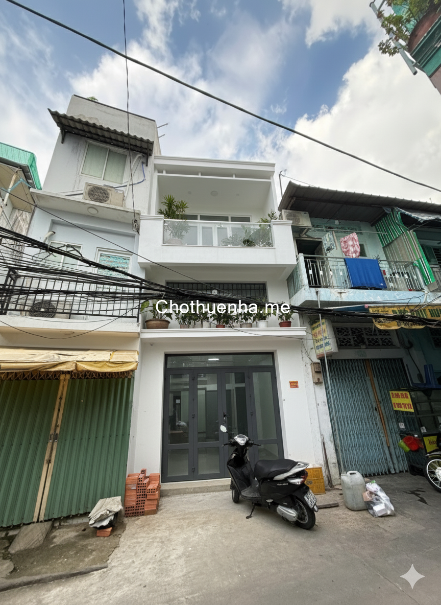 Chính chủ Cho Thuê Phòng Mới Xây Gần Đại hoc UEH Giá Rẻ Tại Nguyễn Duy Dương Q.10