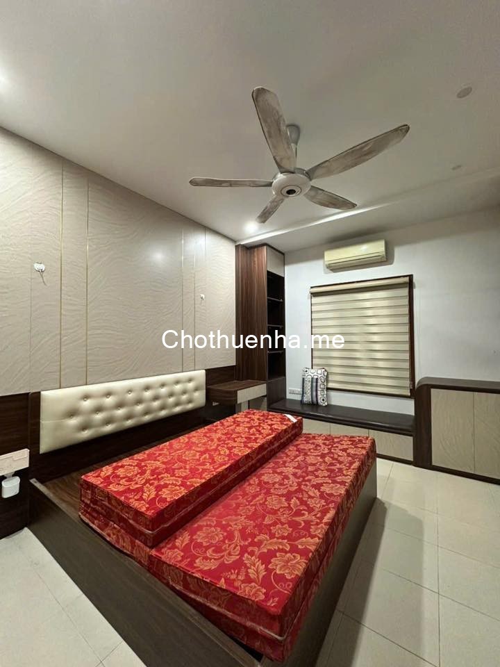 Cho thuê nhà nguyên căn ô tô tại ngõ 192 Lê Trọng Tấn, 50m² x 5 tầng, 6 PN, 20 Triệu