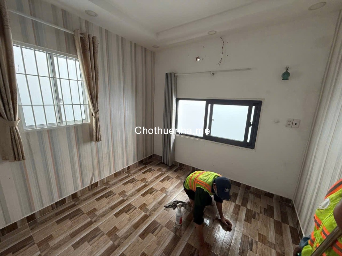Cho thuê nhà hẻm Nguyễn Thị Tần, P. Chánh Hưng (Phường 2, Quận 8 cũ)