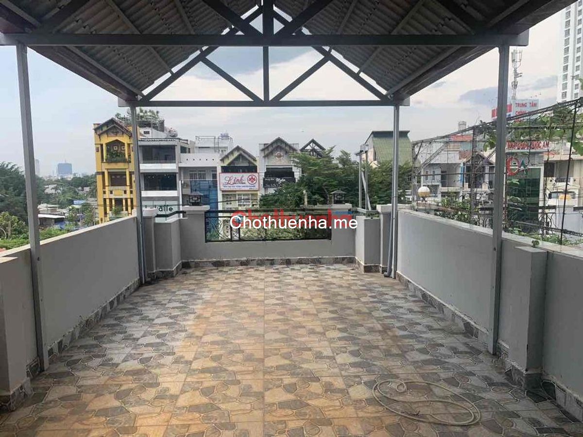 Cho thuê nhà mặt tiền kinh doanh Tạ Quang Bửu, Phường 5, Quận 8.