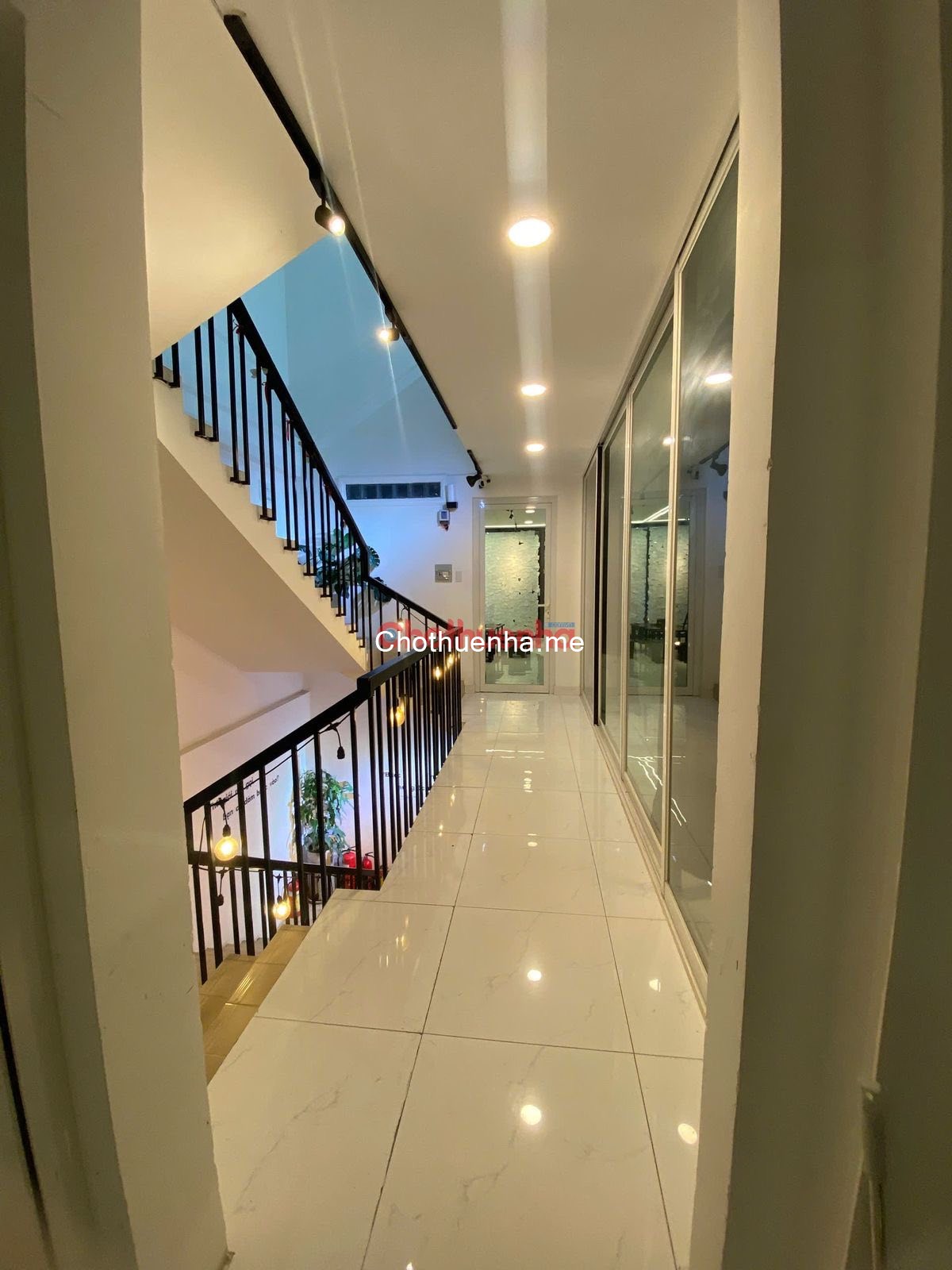 Cho thuê biệt thự đường Hồ Văn Huê, quận Phú Nhuận.