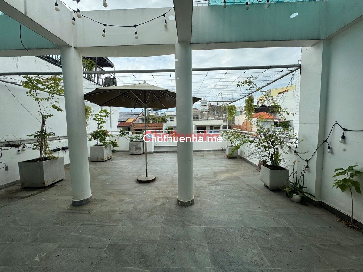 Cho thuê biệt thự đường Hồ Văn Huê, quận Phú Nhuận.