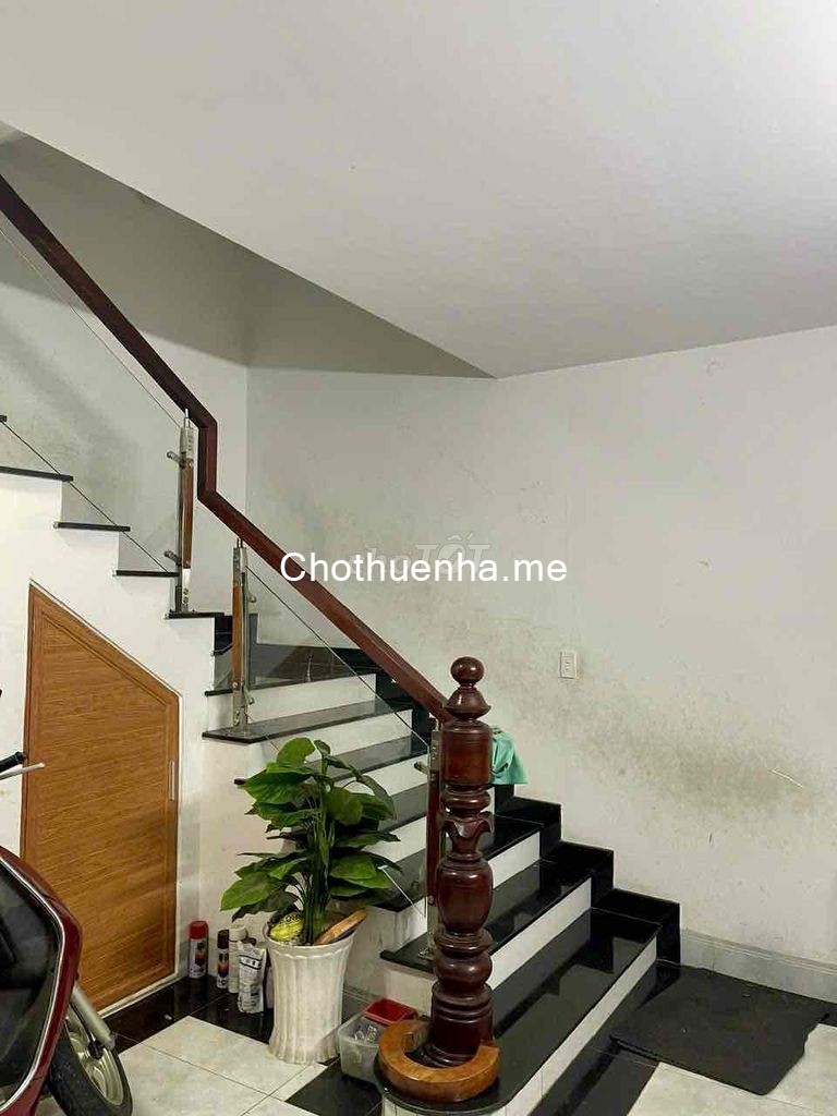 Cho thuê nguyên căn 1 trệt, 1 lửng, 2 lầu, 4 phòng ngủ, 5wc Tân Thới Nhất 2