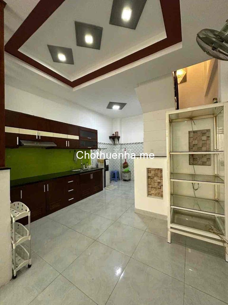 Cho thuê nhà hẻm 3 lầu tại Cô Giang, Phường 2, Phú Nhuận