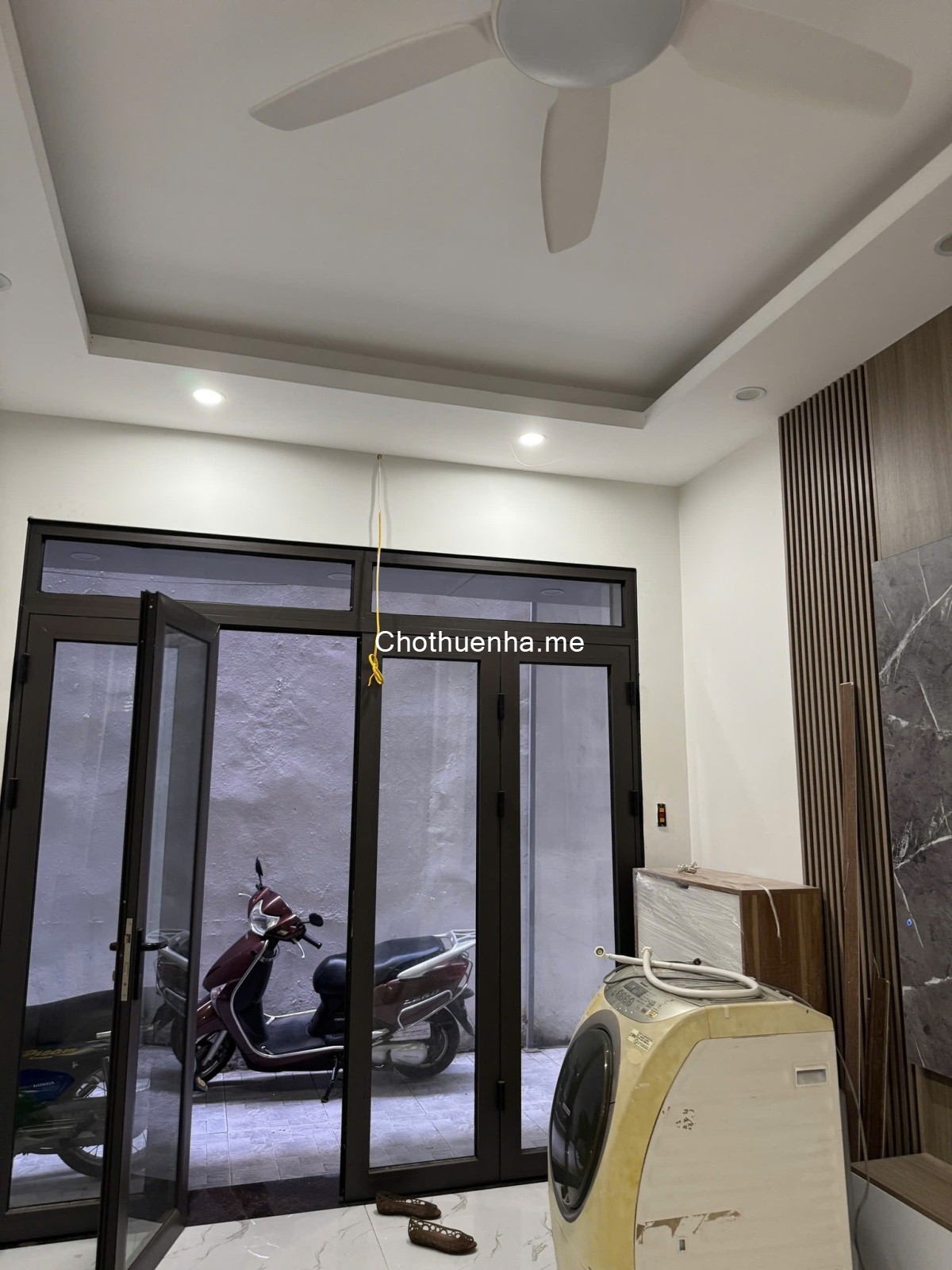 Cho thuê nhà nguyên căn ngõ Quỳnh 30m² x 5 tầng 3 PN, 14 Triệu có tl