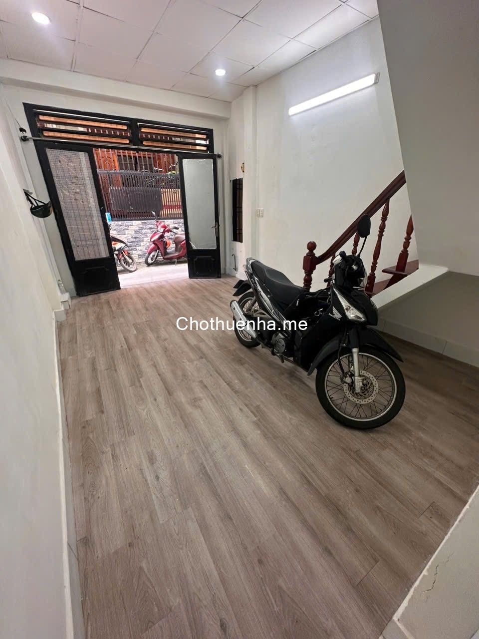 Cho thuê nhà hẻm ba gác Xô Viết Nghệ Tĩnh Phường 21, sẵn 2 máy lạnh