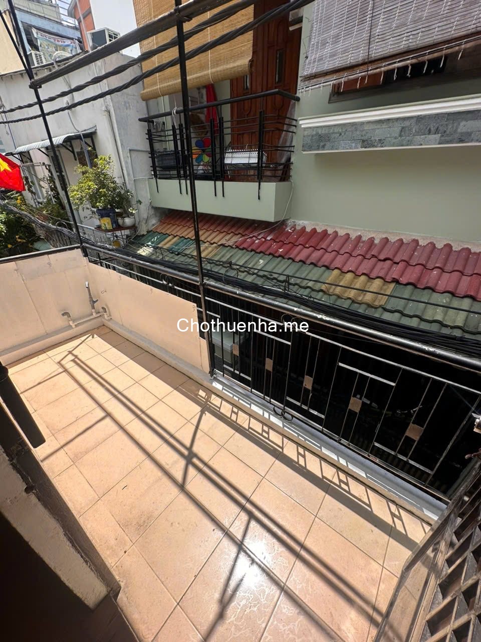 Cho thuê nhà hẻm ba gác Xô Viết Nghệ Tĩnh Phường 21, sẵn 2 máy lạnh