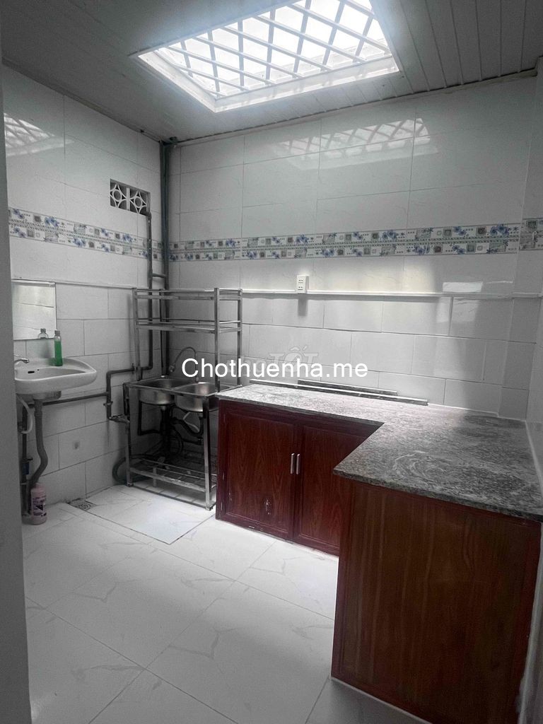 Cho thuê nhà hẻm mới sửa sạch sẽ Lê Trọng Tấn, Phường Sơn Kỳ, Tân Phú