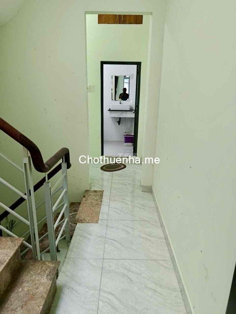 Nhà Nguyên Căn 2 Lầu Nguyễn Trọng Tuyển, P.1, Tân Bình – giáp Phú Nhuận