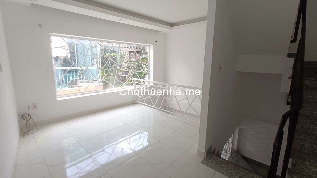 Cho Thuê nhà nguyên căn hẻm 56/ Thích Quảng Đức,P.5, Phú Nhuận. Giá 13 triệu