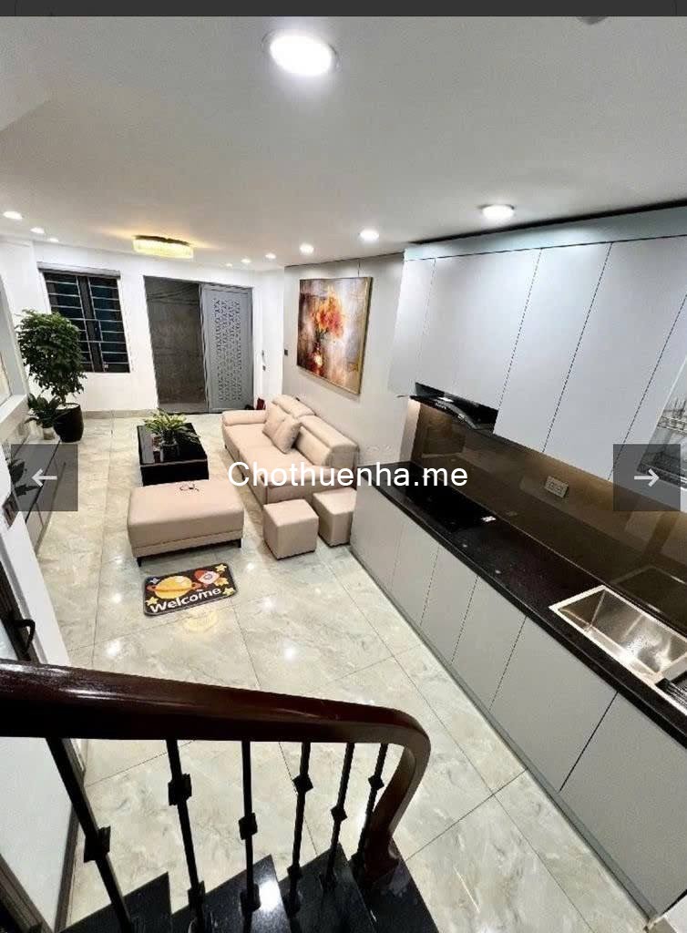 Cho thuê nhà ngõ 110 Định Công 5 tầng x 35m2, 3PN