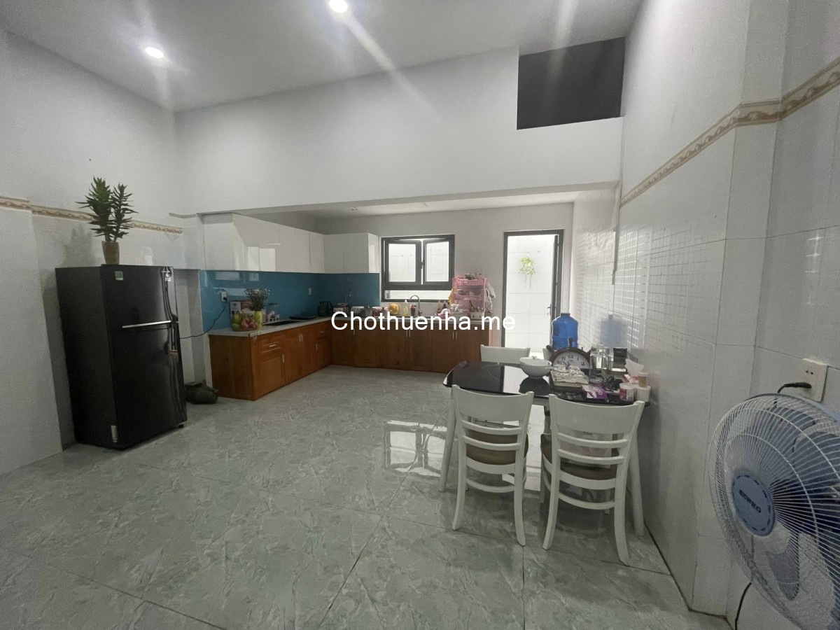 Cho thuê nhà mặt tiền đường nội bộ Tân Tạo, sát bên khu Tên Lửa