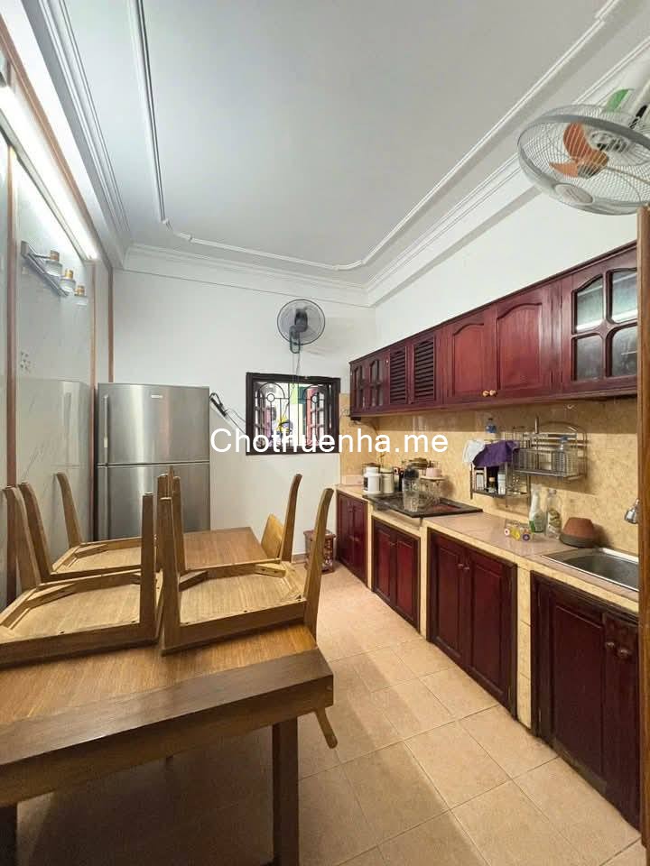 Cho thuê nhà Ngõ Phan Đình Giót, Hà Đông 34m2 x 3 tầng, 3PN, 9 triệu