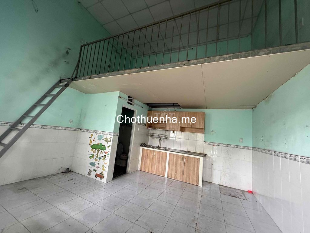 Cho thuê nhà 1 trệt,1 gác suốt Linh Tây, Thủ Đức