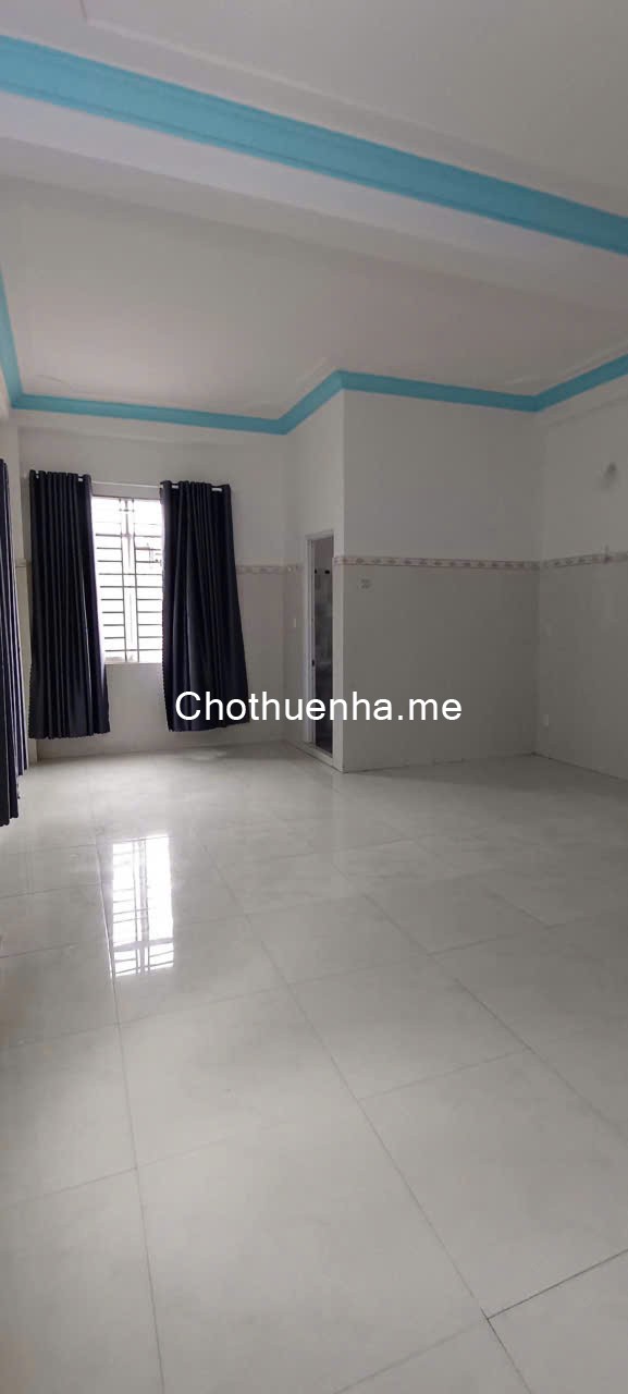 Cho thuê nhà Hẻm xe tải Đường 138, Tân Phú, Quận 9, 5PN, 3WC