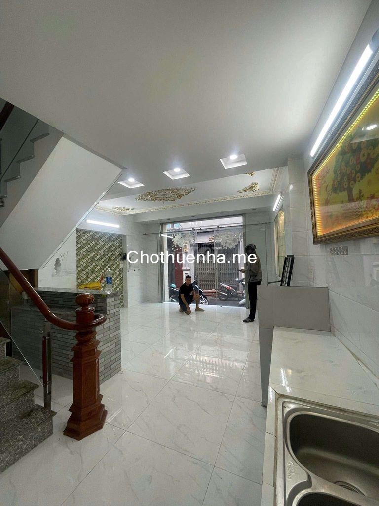 Nhà hẻm số 330/38 Nguyễn Tất Thành,1 trệt 4 lầu, 4 phòng ngủ, 3 WC