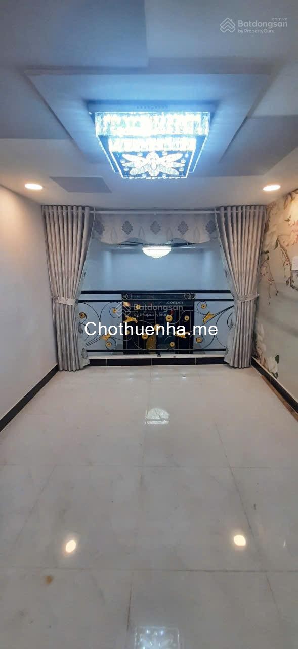 Nhà nằm ngay trục đường Võ Văn Kiệt,1 trệt, 1 lửng, 1 lầu không gian thoáng,14tr / tháng