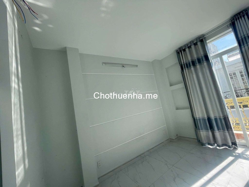 Nhà hẻm số 330/38 Nguyễn Tất Thành,1 trệt 4 lầu, 4 phòng ngủ, 3 WC