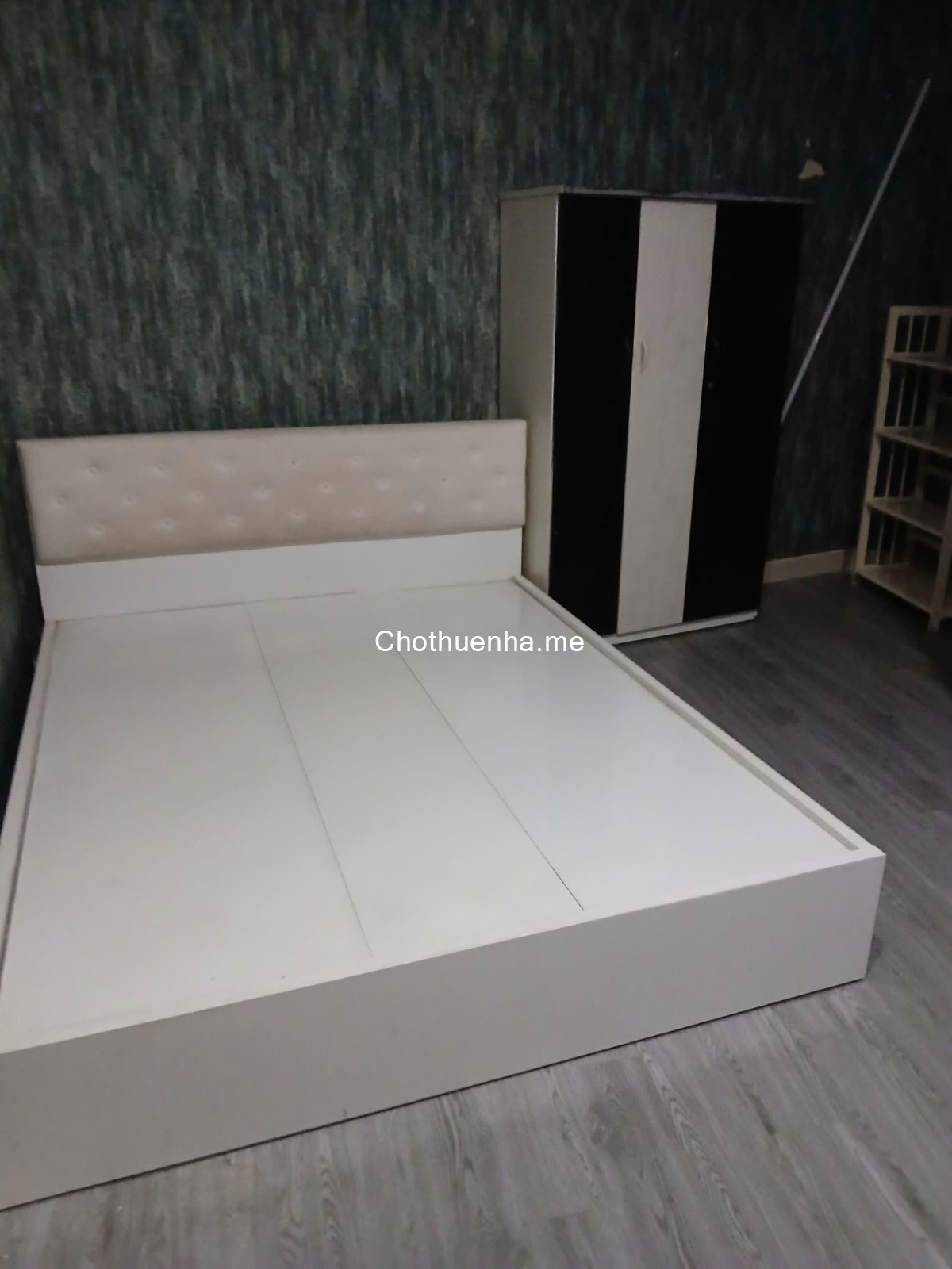 Cho thuê nhà Quận 4 hẻm rộng 1 sẹc 1 trệt 1 lầu, 1 phòng ngủ + 2 WC