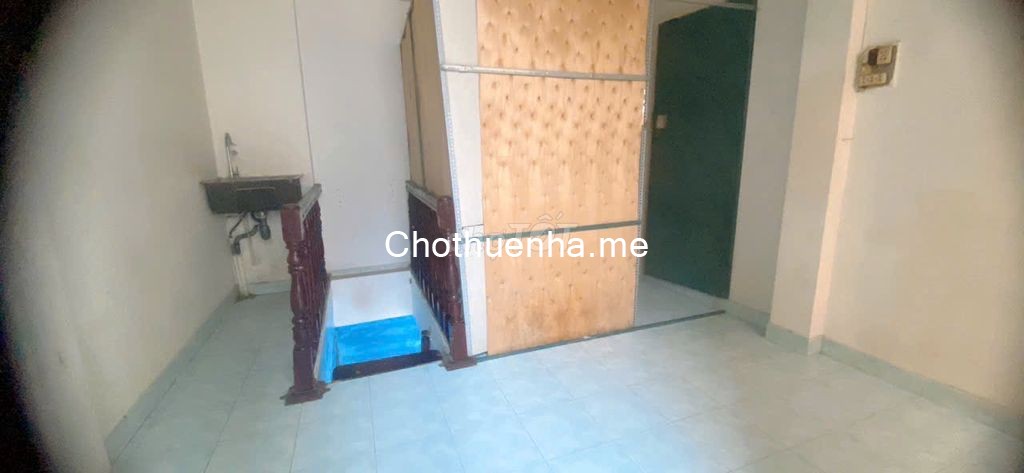 Nha nguyên căn đường Nguyễn Văn Cừ phường 2 Quận 5