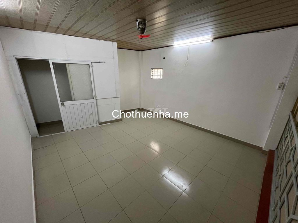 Nhà cho thuê 129 đường số 10, Phú Lâm, có gác lửng