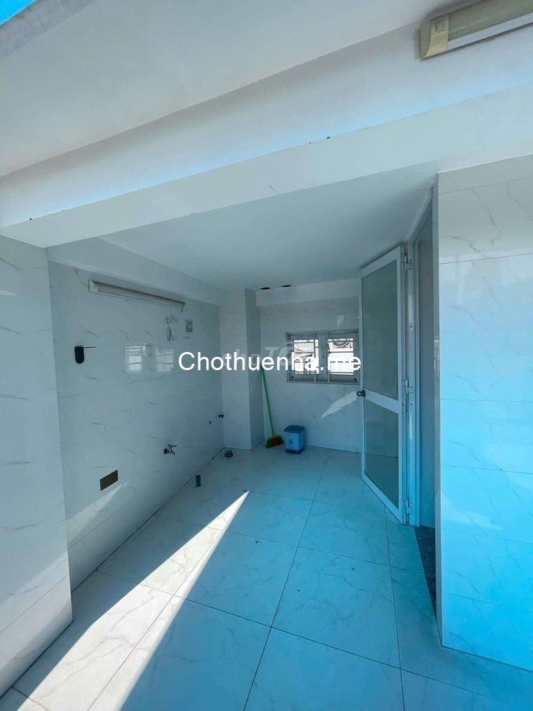 Nhà hẻm số 330/38 Nguyễn Tất Thành,1 trệt 4 lầu, 4 phòng ngủ, 3 WC